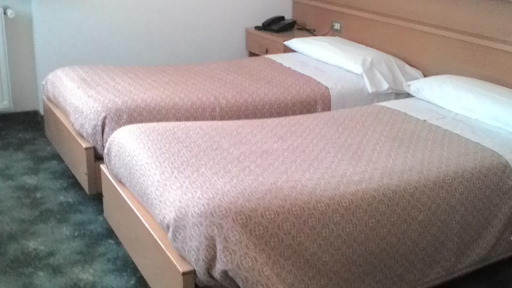 B&B Chiara- อัลเลเก ห้อง รูปภาพ